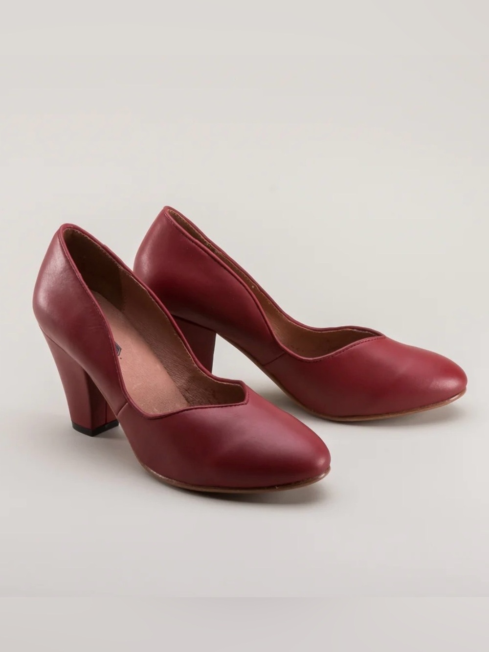 Marilyn Women's 1940s Pumps (Oxblood) l